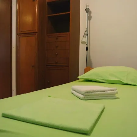 Apartman Tedi Apartamento Split
